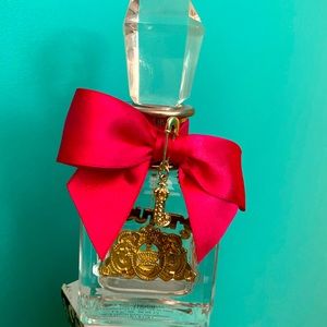 Juicy Couture Authentic Viva La Juicy bottle
